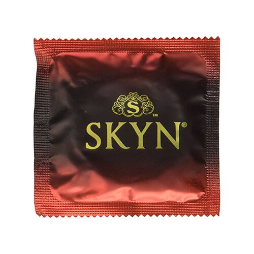 Tenký kondom se stimulačními výstupky  SKYN Intense Feel