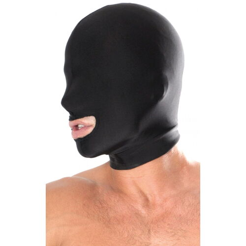 Černá maska s otvorem pro ústa